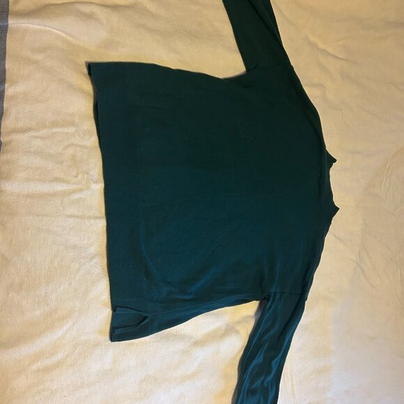 Hunter green mock turtleneck long sleeved sweater - Picture 3 of 3